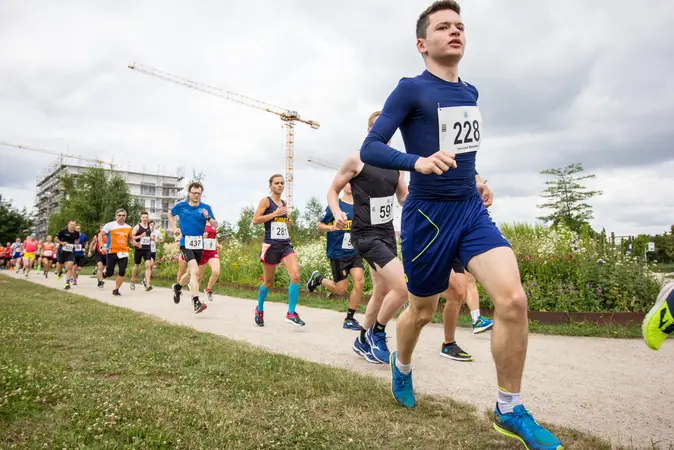 L?ufer beim Uni-Lauf 2018