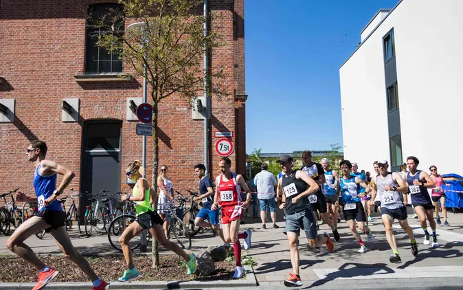 Insgesamt nahmen 334 L?ufer*innen am Bamberger Uni-Lauf teil.